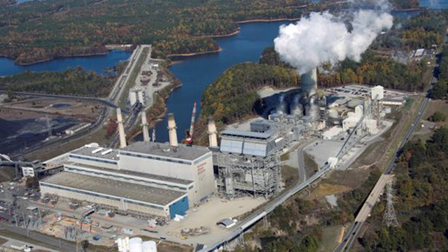Duke Energy seeks to build new gas plant in region  WSOC TV [Video]