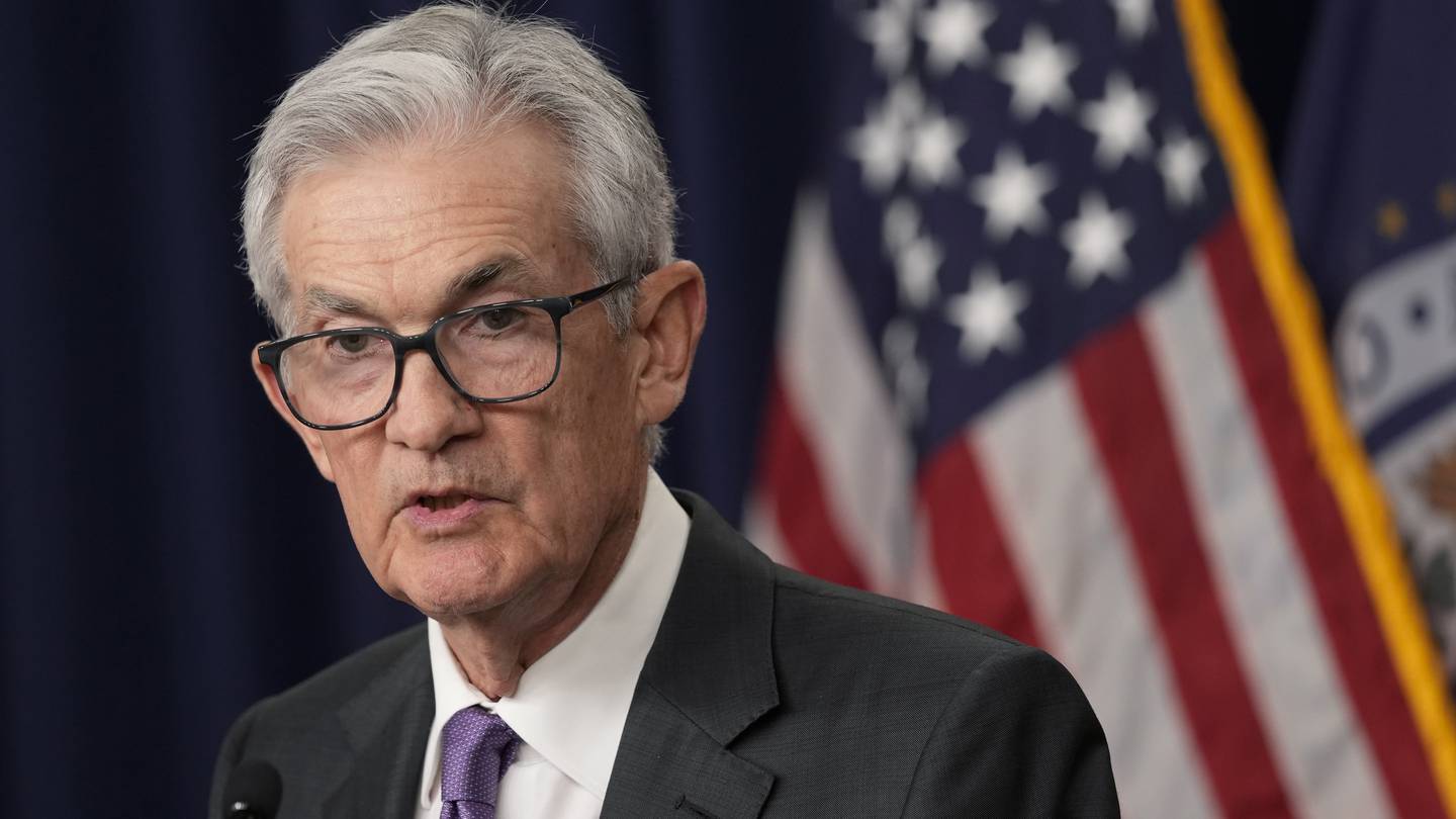Federal Reserve still foresees 3 interest rate cuts this year despite bump in inflation  WFTV [Video]