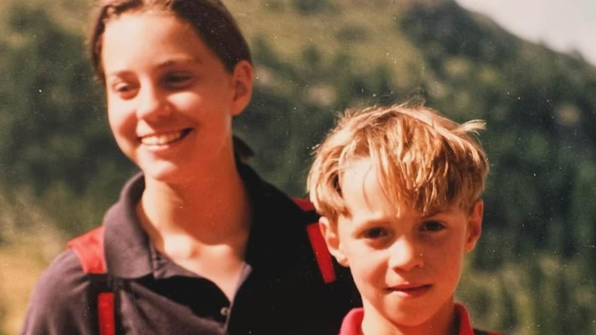 Kate’s brother James Middleton sendsheartbreaking message of support to his sister – and shares touching childhood photo [Video]