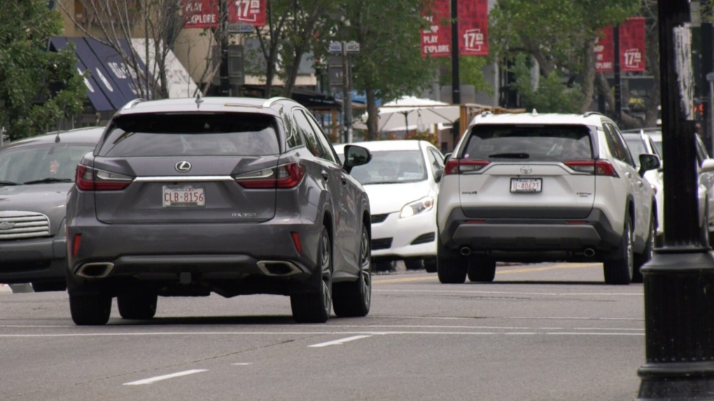 Idea to turn 17th Avenue S.W. into a pedestrian walkway lives on, despite BIA pumping the brakes [Video]