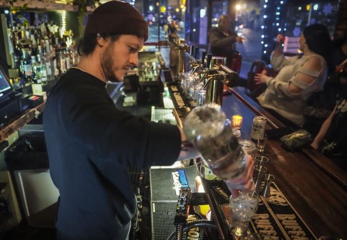 Last call for dry towns? New York weighs lifting post-Prohibition law that let towns keep booze bans [Video]