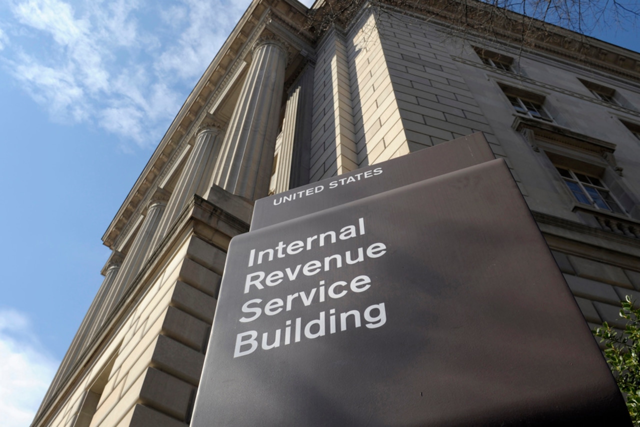 Tax Day 2024 is over. These are the IRS tips on how to prepare for 2025. [Video]