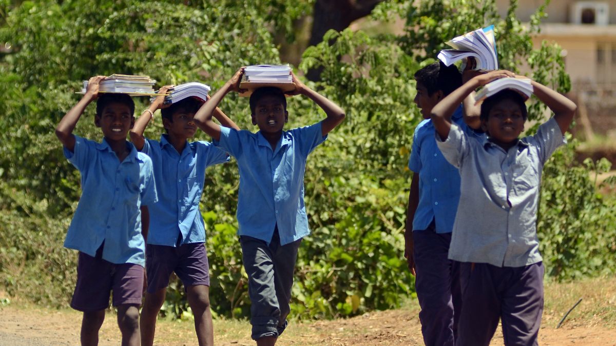 Govt Announces Early Summer Break, Schools To Close From April 25 Amid Heatwave [Video]