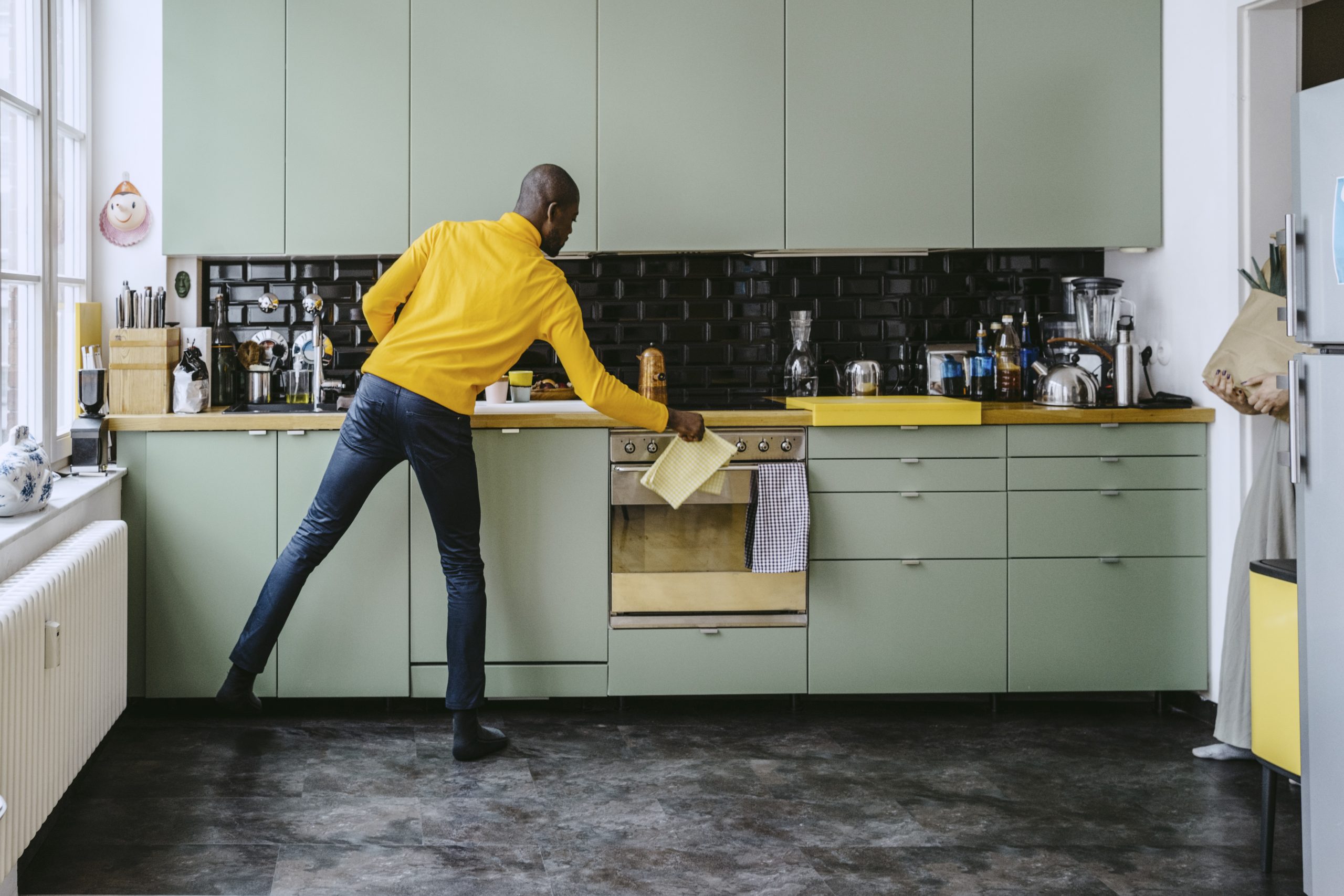 Understand Your ‘Clutterbug’ Style Before Organising Your Home [Video]