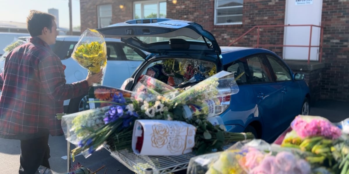 Dumpster filled with flowers starts initiative bringing joy to nursing home residents [Video]