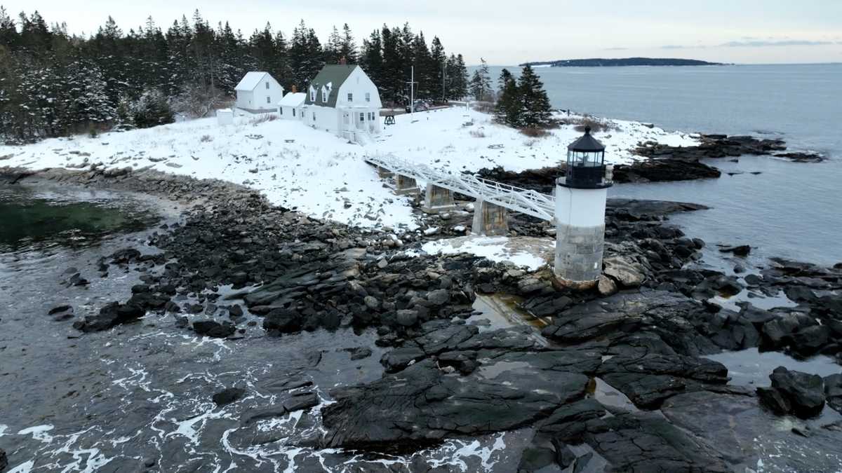 Marshall Point lighthouse to be closed all summer due to damage [Video]