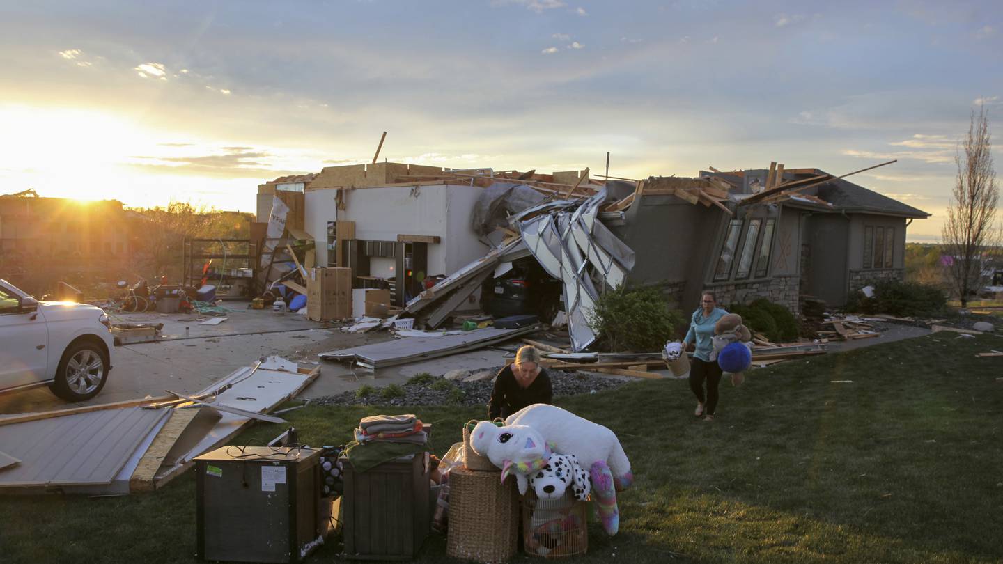 Midwest tornadoes flatten homes in Nebraska suburbs and leave trails of damage in Iowa  WSOC TV [Video]