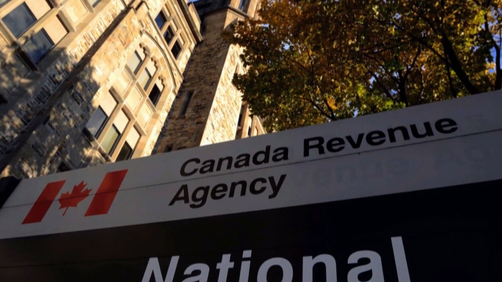 Tax deadline looms in Canada [Video]