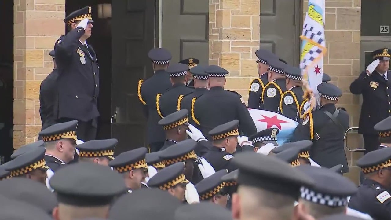 Chicago remembers slain officer Luis Huesca at funeral [Video]