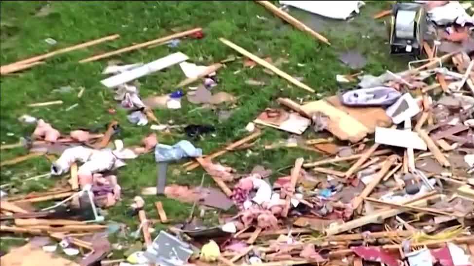 Businesses help family of 4-month-old killed in Holdenville tornado [Video]