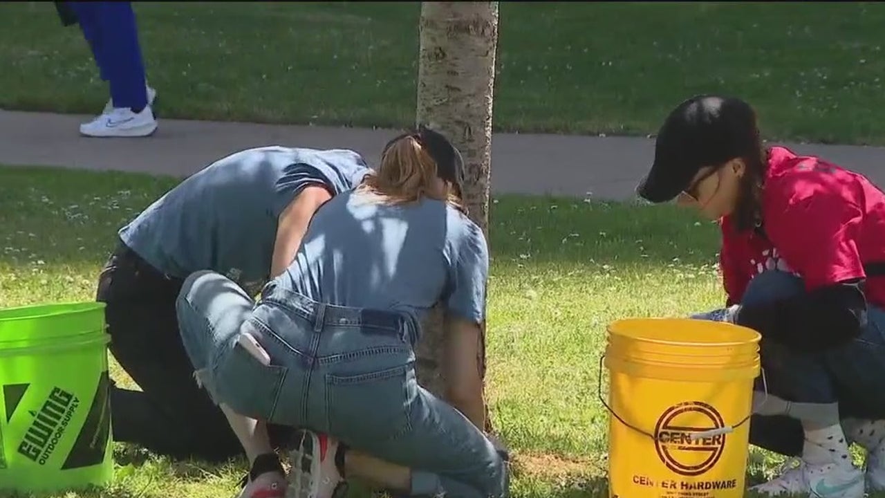 Volunteers from major San Francisco companies clean up downtown [Video]