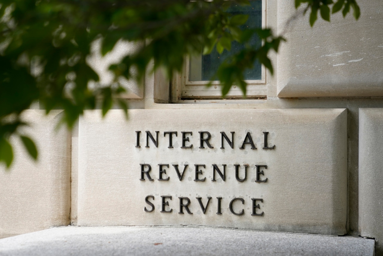 IRS says number of audits is about to surge: Heres who is most at risk [Video]