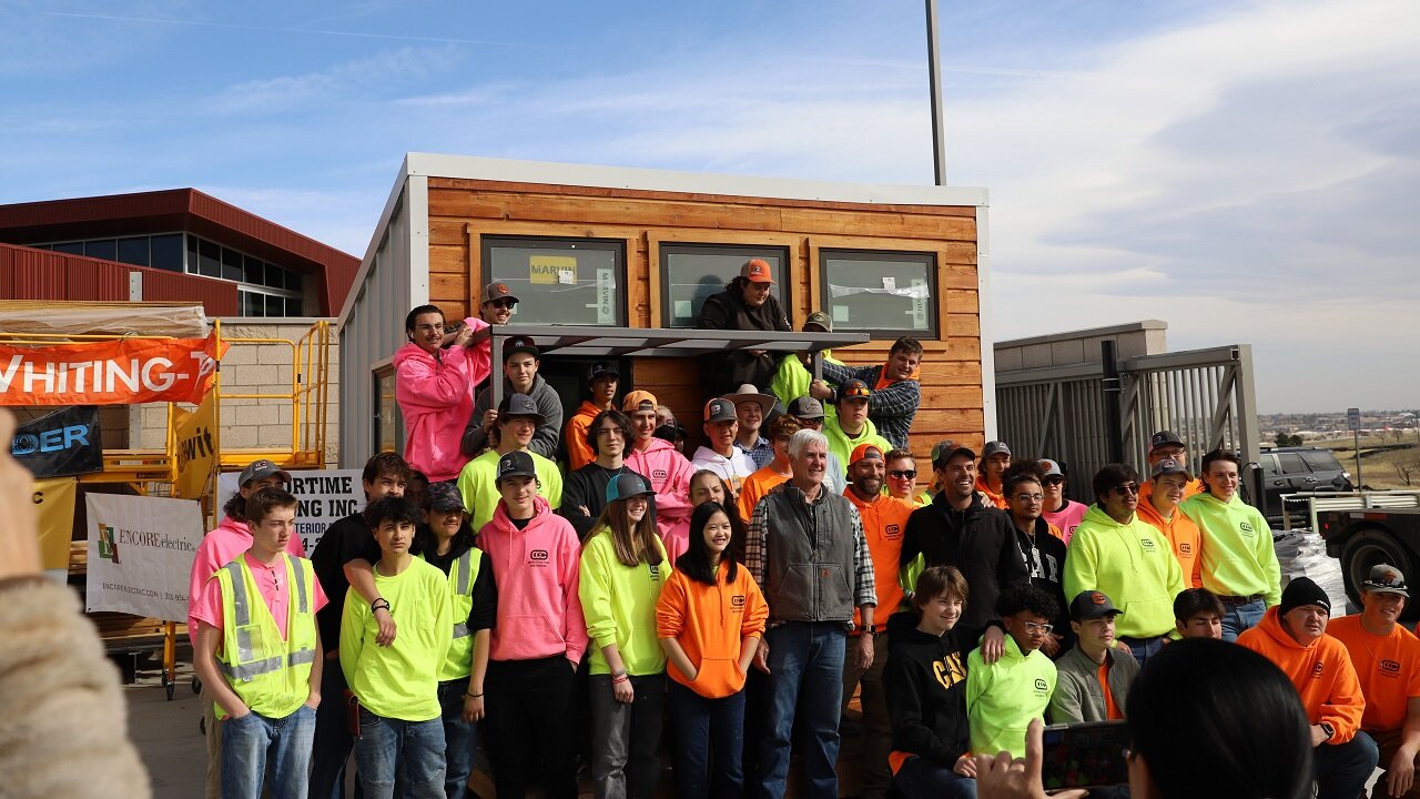 Denver’s newest tiny homes receive a big send-off from the students that built them [Video]