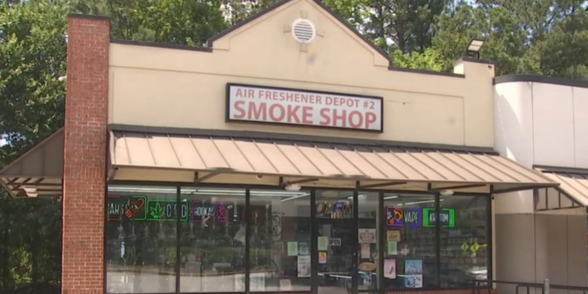 Judge allows South Fulton smoke shop to re-open following raid [Video]