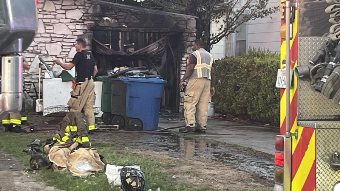 Woman escapes house fire on southside, but puppy dies, SAFD says [Video]