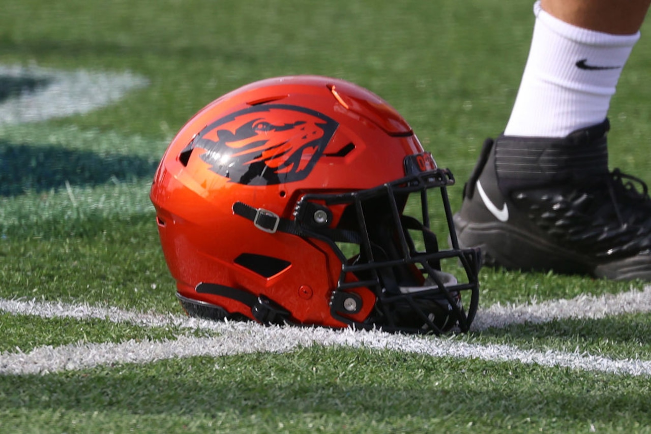 Oregon State Beavers countdown to kickoff: At No. 66, a 10-year NFL starter [Video]