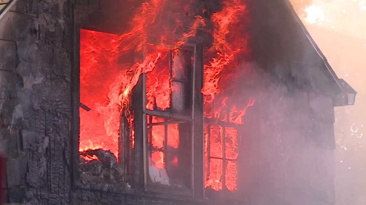 Former Kansas City Mayor Richard Berkley’s home damaged in fire [Video]