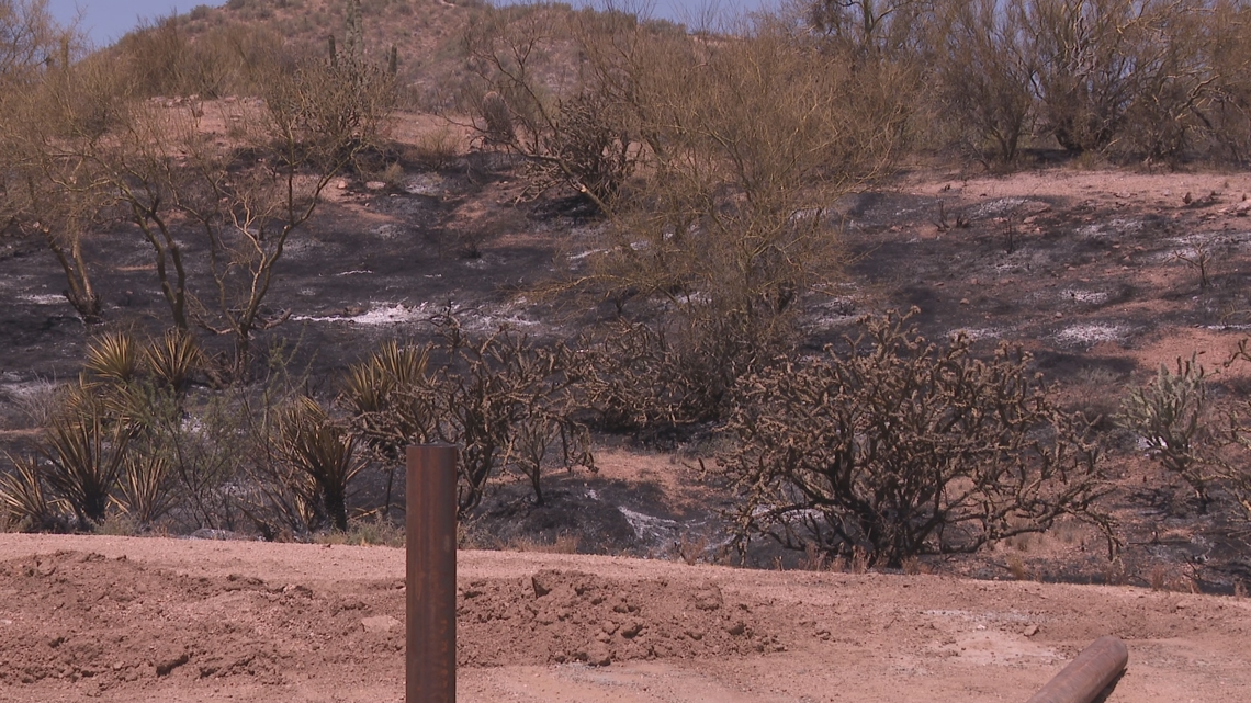 Boulder View Fire forces people from home as crews battle fire [Video]