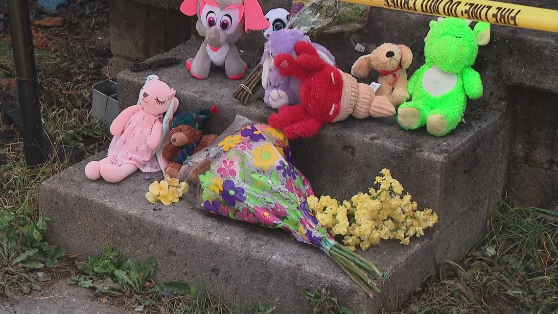 Lancaster mourns the loss of 3-year-old girl killed in house fire [Video]