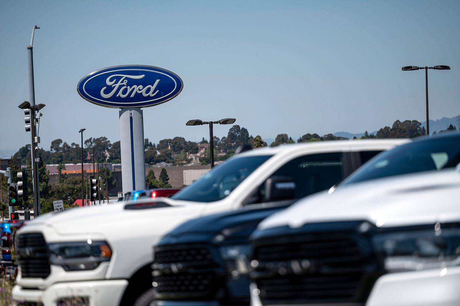 Ford Is the Latest Carmaker To Report Solid ‘Green’ Vehicle Sales [Video]