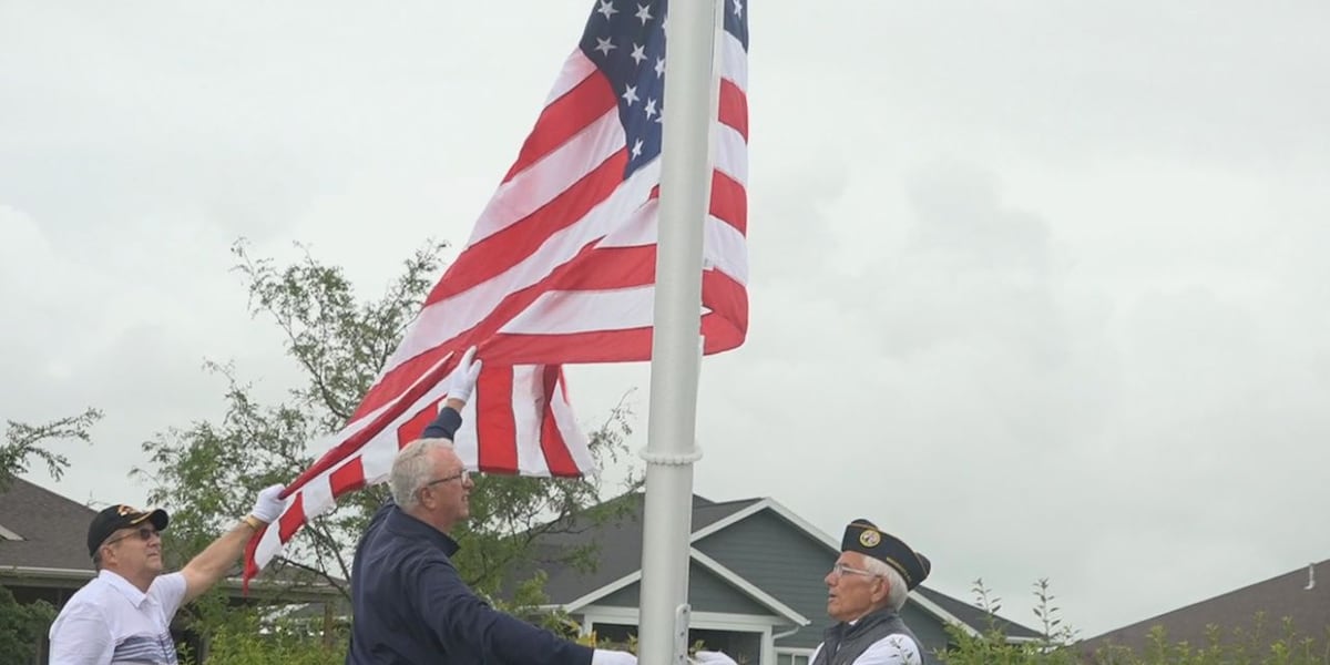 Watertown neighbors raise their new flag on Independence Day [Video]