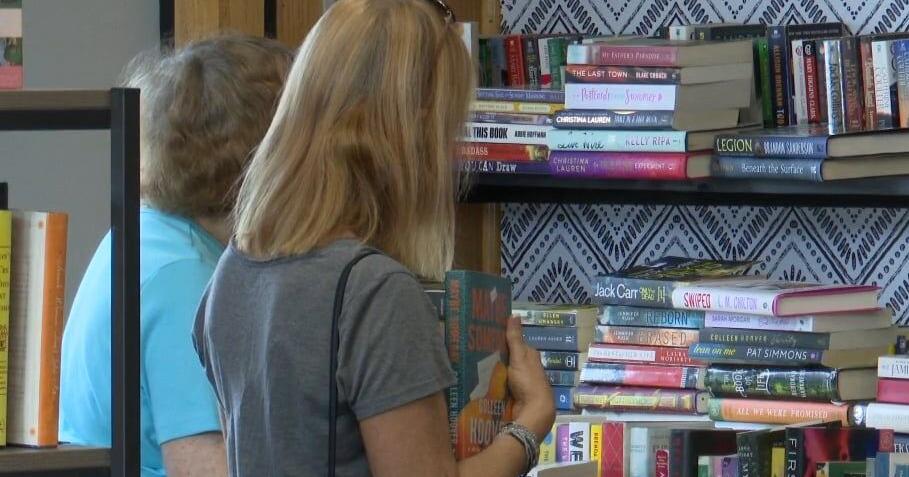 Former social worker opens bookstore in Davison Twp. | Business [Video]