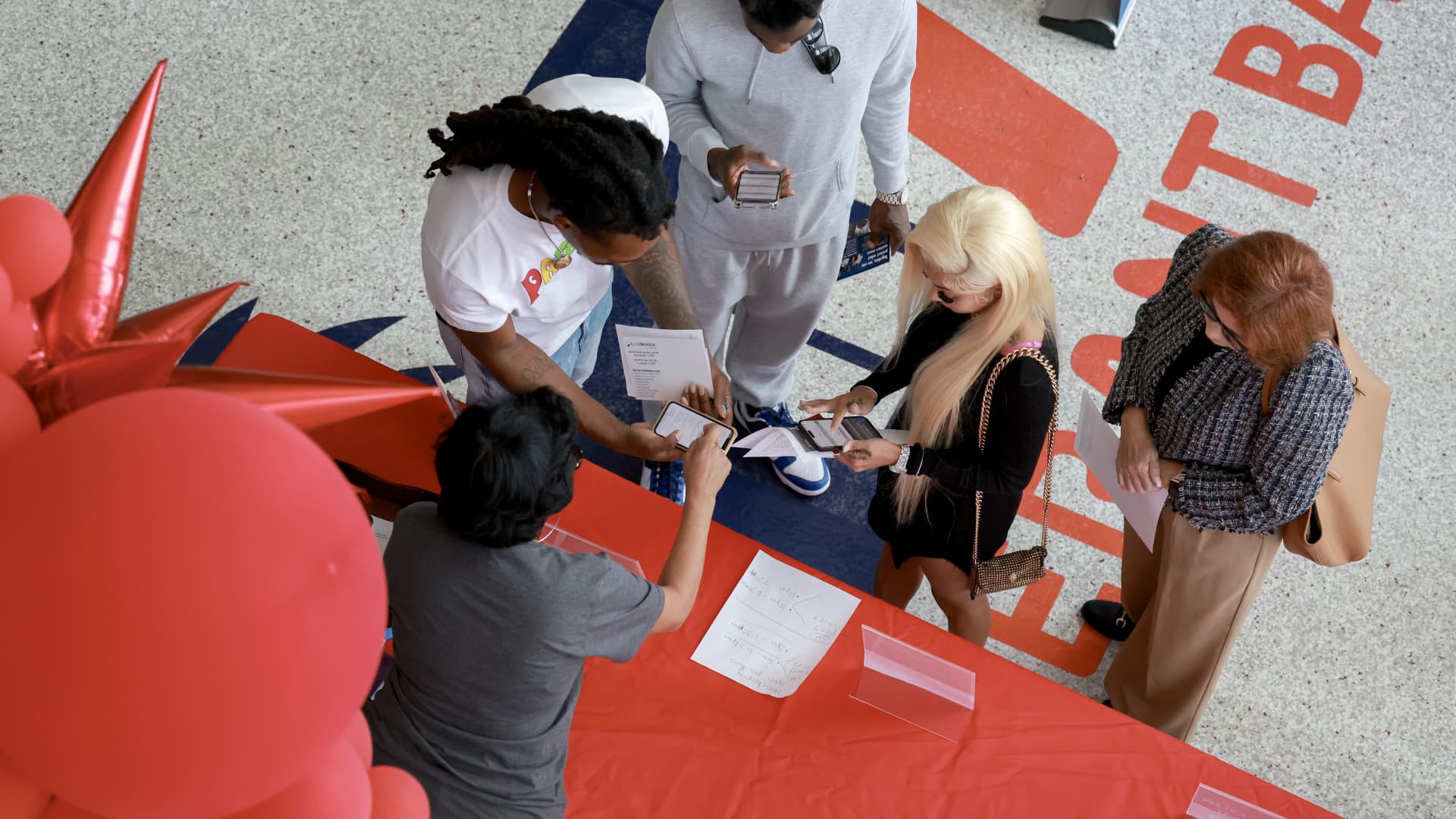 Jobless rates rise in June for white, Black and Hispanic women but fall for men in the three racial groups [Video]