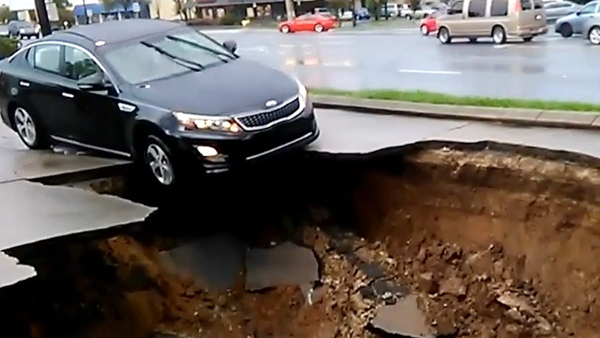 America’s ‘sinkhole alley’ – where roads cave in, homes are swallowed whole and people vanish into the void beneath [Video]