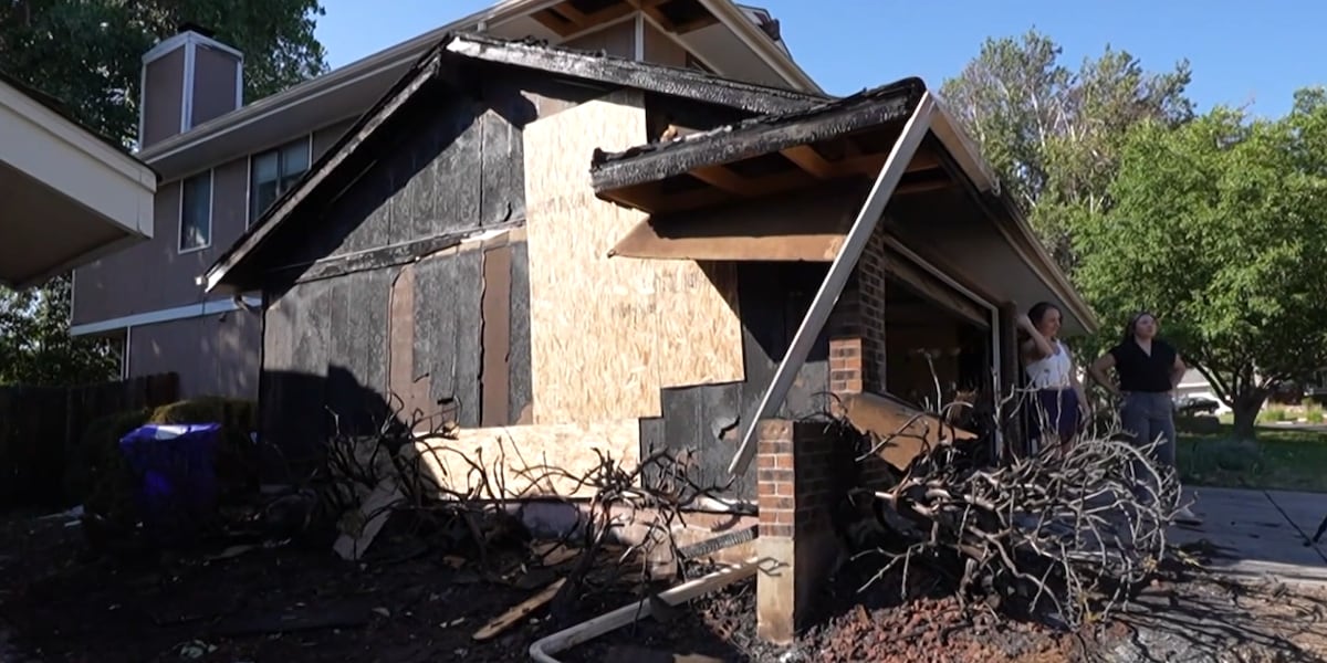 Couple says they lost their home because of neighbor’s fireworks on Fourth of July [Video]