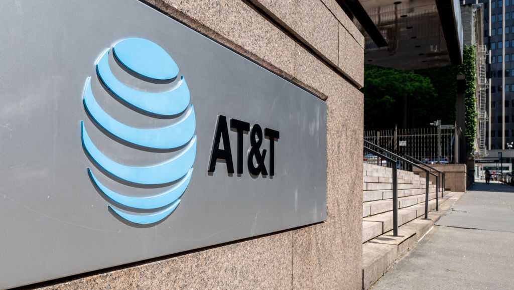 ‘Nearly all’ AT&T cell customers call and text records exposed in a massive breach [Video]