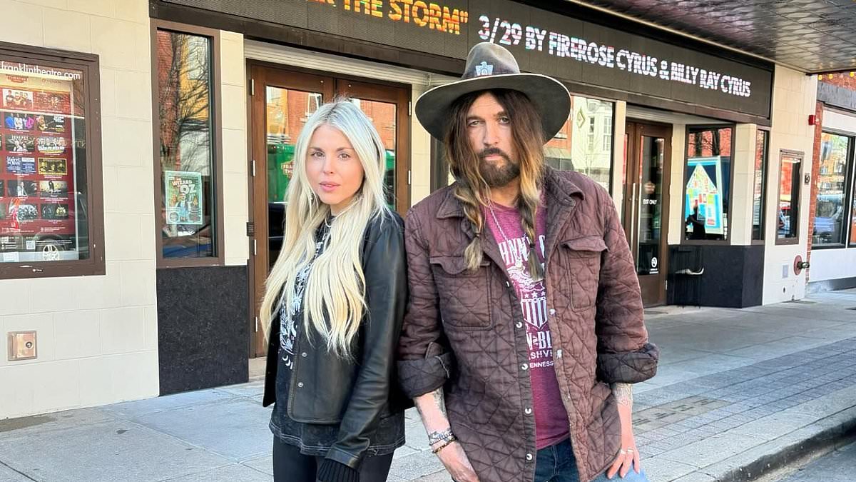 Billy Ray Cyrus’ estranged wife Firerose ordered by judge to STOP using singer’s credit cards in latest stage of their acrimonious divorce [Video]