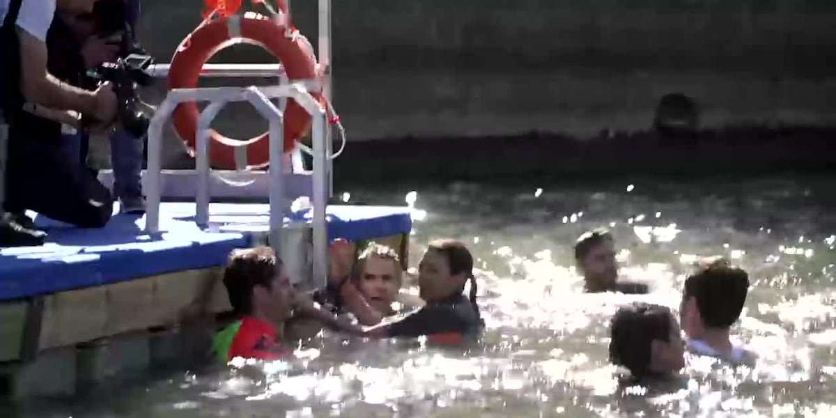 Paris mayor takes a dip in the Seine River ahead of the Olympics [Video]