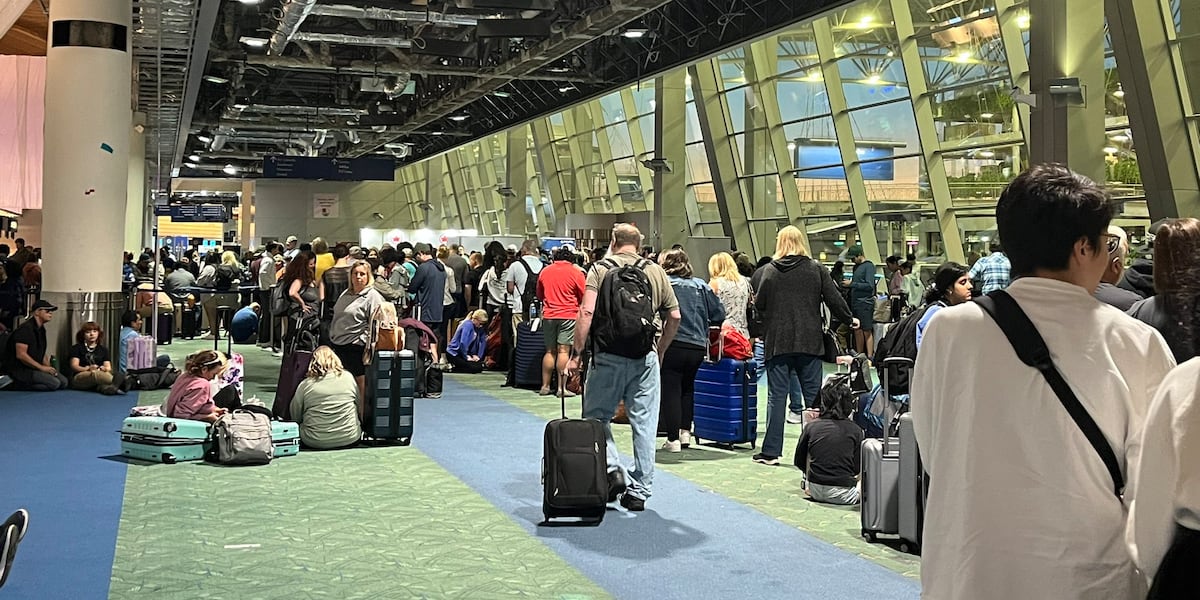 Delays, cancellations reported at PDX due to global IT outage [Video]