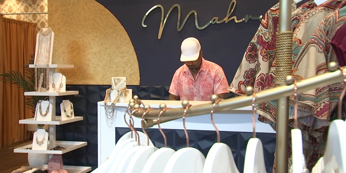 From Flea Market to Fashion Show: Family-owned business shines bright on Las Vegas Strip [Video]