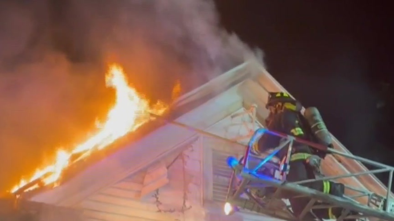 Danvers fire sends two, including firefighter, to hospital – Boston News, Weather, Sports [Video]