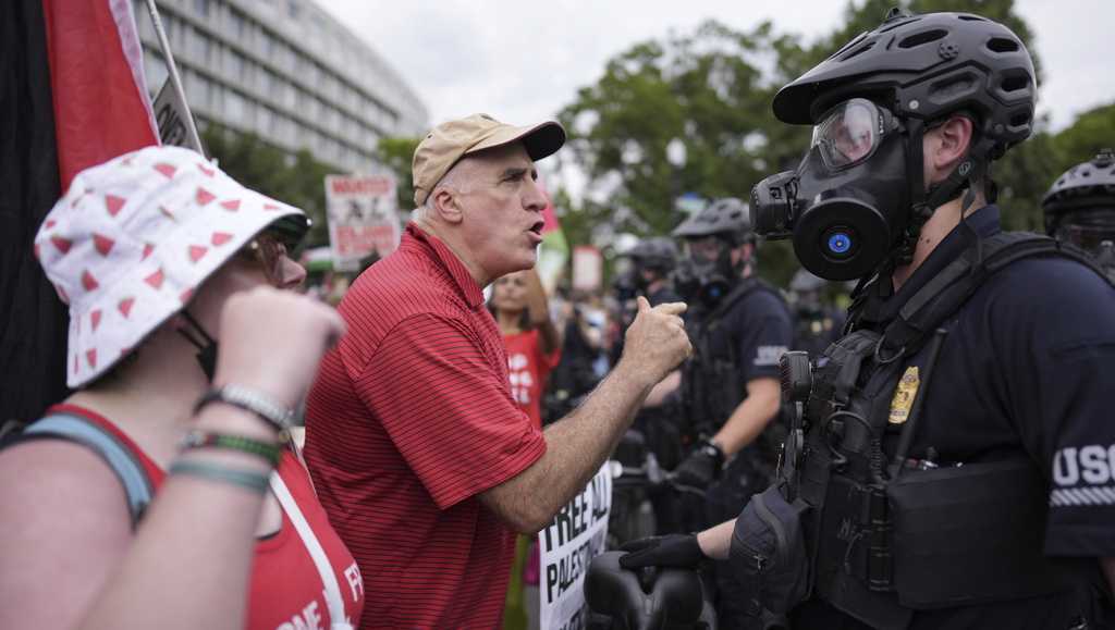 Thousands fill Washington’s streets to protest Israel’s war in Gaza during Netanyahu visit [Video]