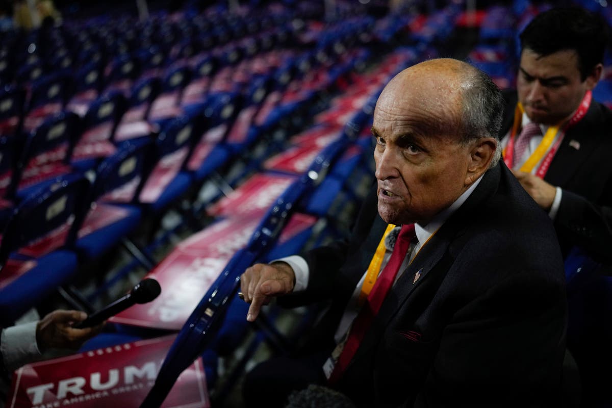 Judge may haul Giuliani back to court over his troubling refusal to share finances [Video]