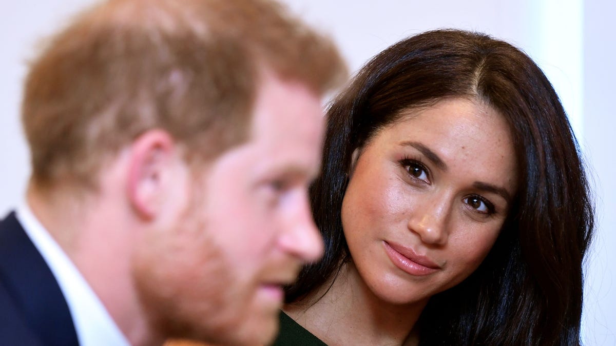 Prince Harry Blames Tabloids For Meghan Markle’s Danger in UK [Video]