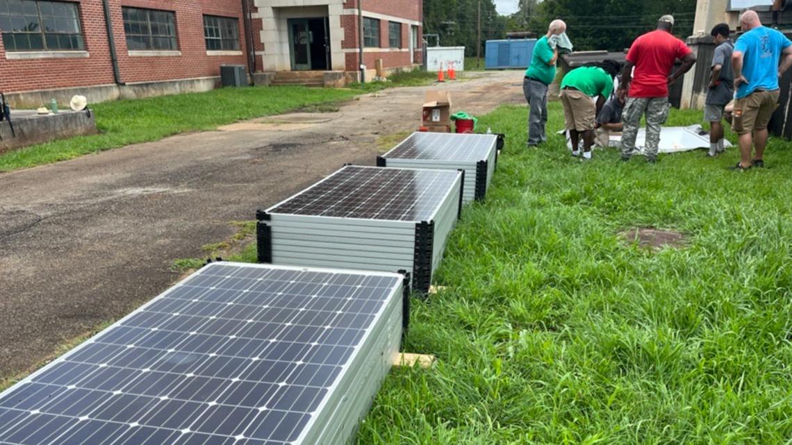 Students install 38 solar panels in Baldwin County [Video]