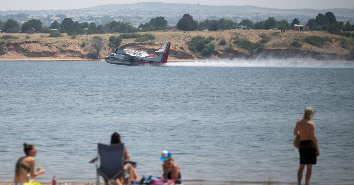 Quarry fire threatens over 200 acres; 600 homes at risk | Wildfires [Video]