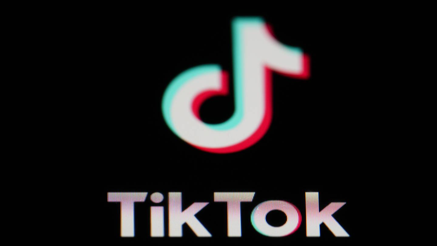 Justice Department sues TikTok, accusing the company of violating a children’s online privacy law  Boston 25 News [Video]