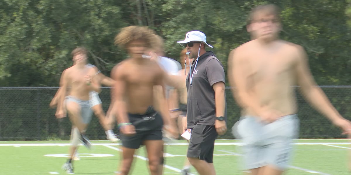 Heat advisories impact HS football practices [Video]