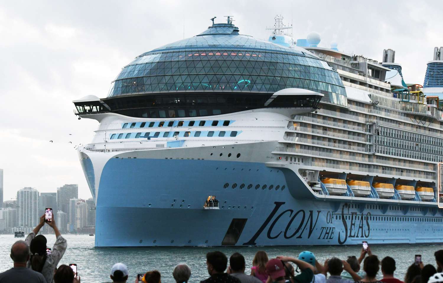 Royal Caribbean Stock Jumps After JPMorgan’s ‘Best in Class’ Label [Video]