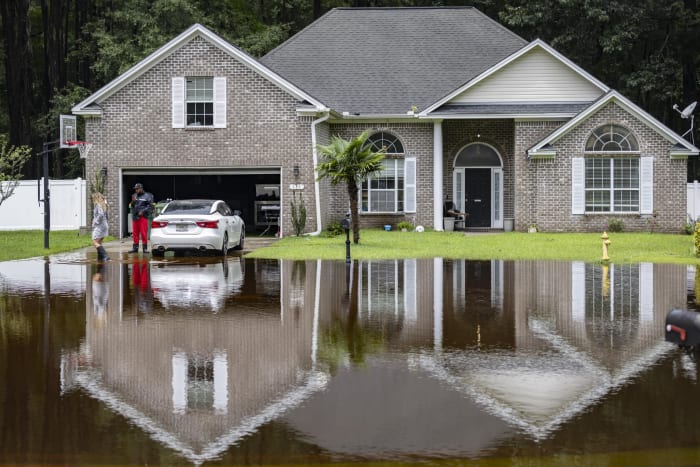 Tropical rains flood homes in an inland Georgia neighborhood for the second time since 2016 [Video]