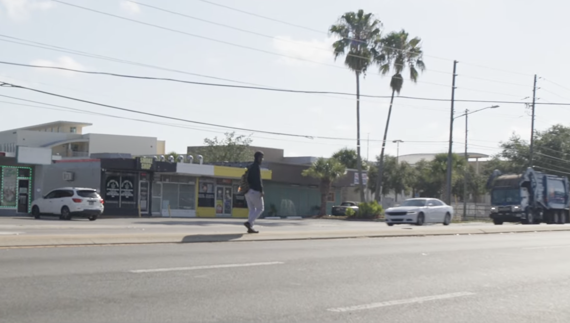 What It’s Like to Walk In Pedestrian-Unfriendly Florida  Streetsblog USA [Video]