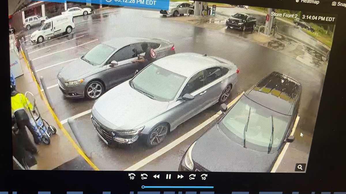 Car stolen with child inside [Video]