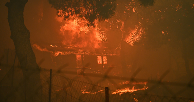 Fire in Attica: Houses, businesses and property destroyed in Vrilissia, Penteli, Chalandri – Videos and photos