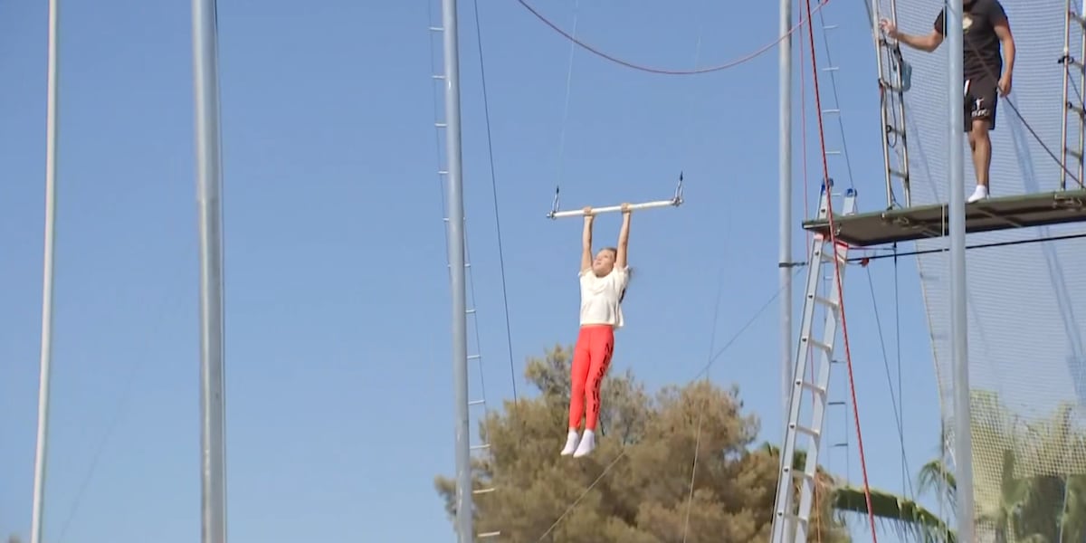 Trapeze built in Vegas backyard coming down after complaints from neighbors [Video]