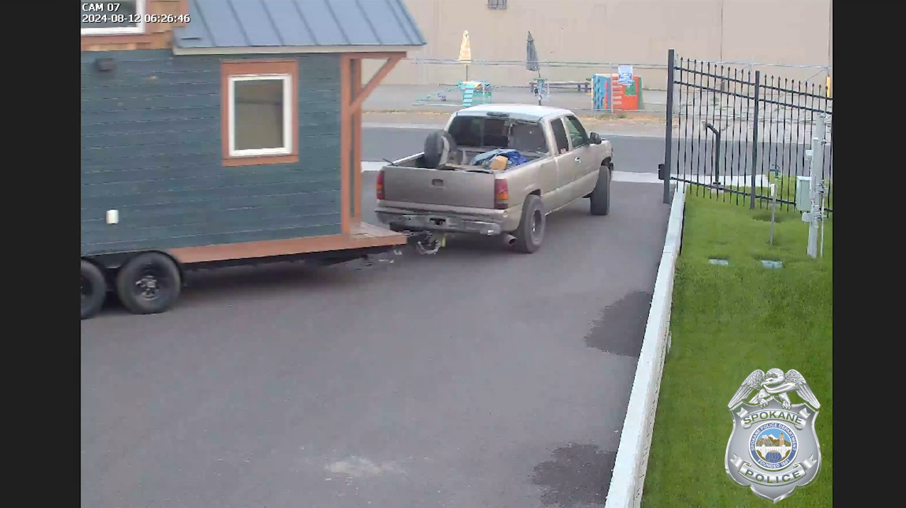 Spokane police track down stolen tiny home in field in Spangle [Video]