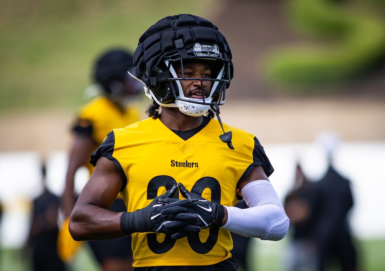 Pittsburgh Steelers starting CB a surprise inactive vs. Buffalo Bills [Video]